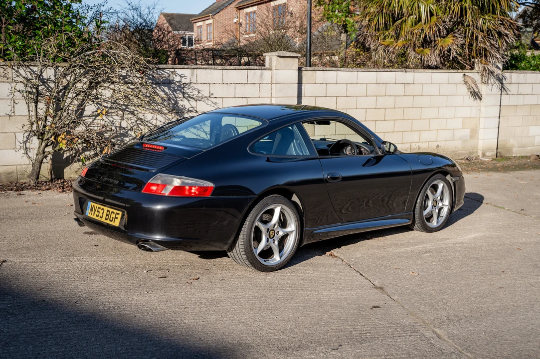 2004 Porsche 996 Carrera - Image 11 of 31