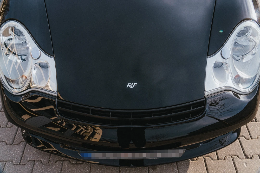 2004 Porsche 996 Turbo - Image 9 of 31