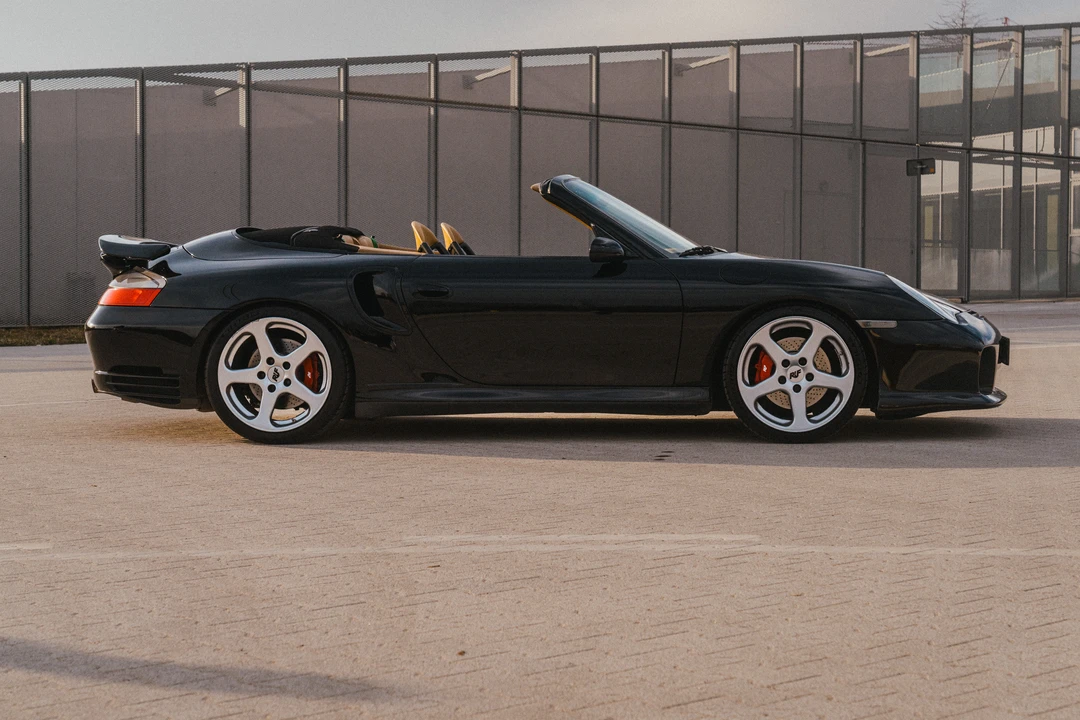 2004 Porsche 996 Turbo - Image 7 of 31