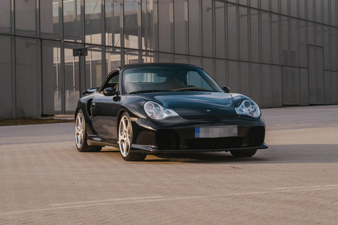 2004 Porsche 996 Turbo - Image 8 of 31