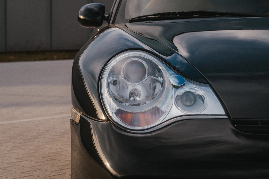 2004 Porsche 996 Turbo - Image 26 of 31