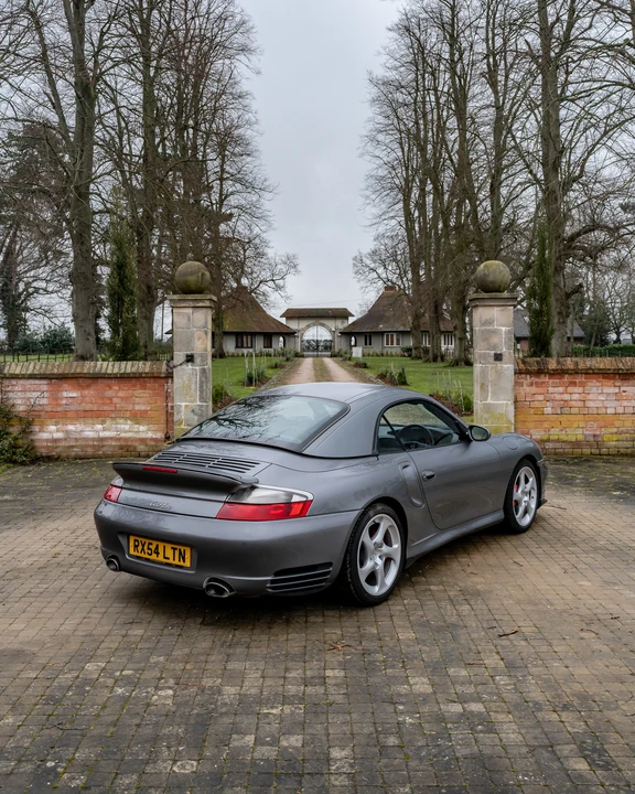 2024 Porsche 996 Turbo - Image 20 of 31