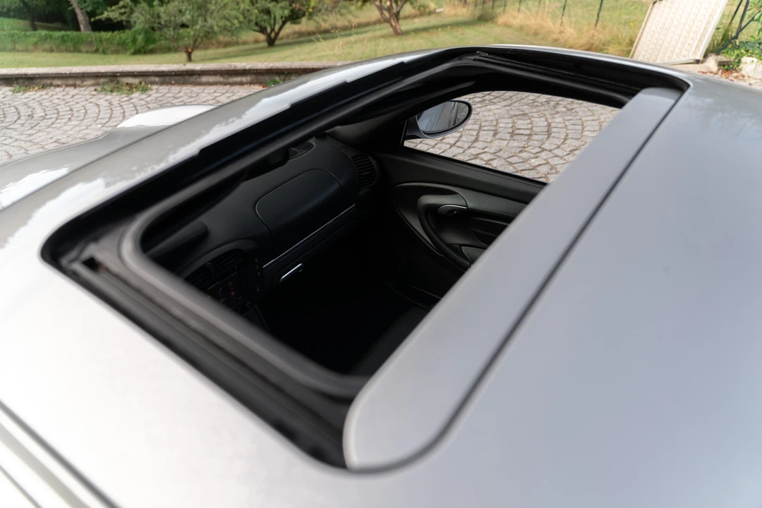 2004 Porsche 996 Turbo - Image 27 of 31