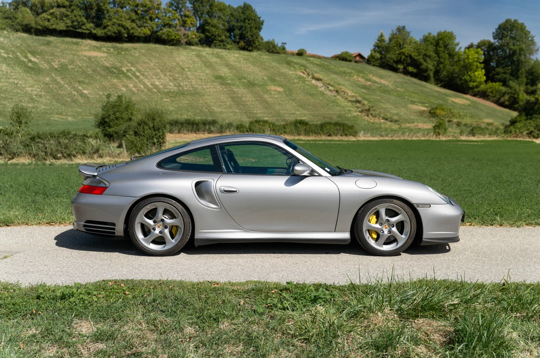 2004 Porsche 996 Turbo - Image 7 of 31