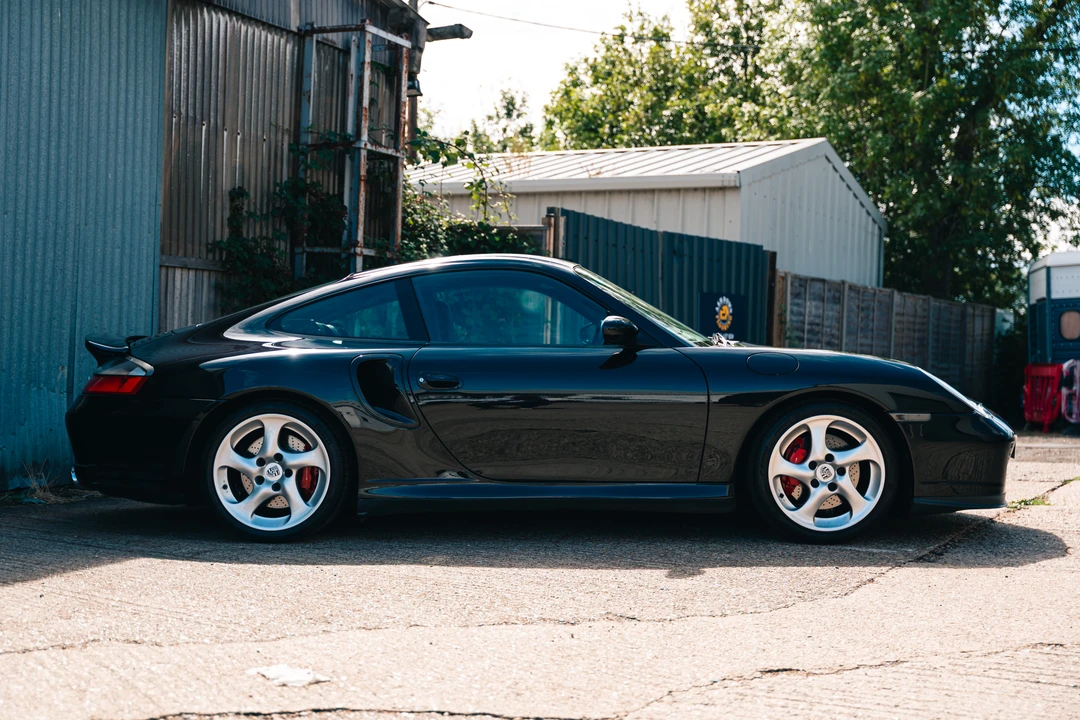 2004 Porsche 996 Turbo - Image 16 of 31