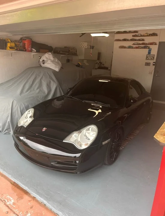 2004 Porsche - Image 2 of 10