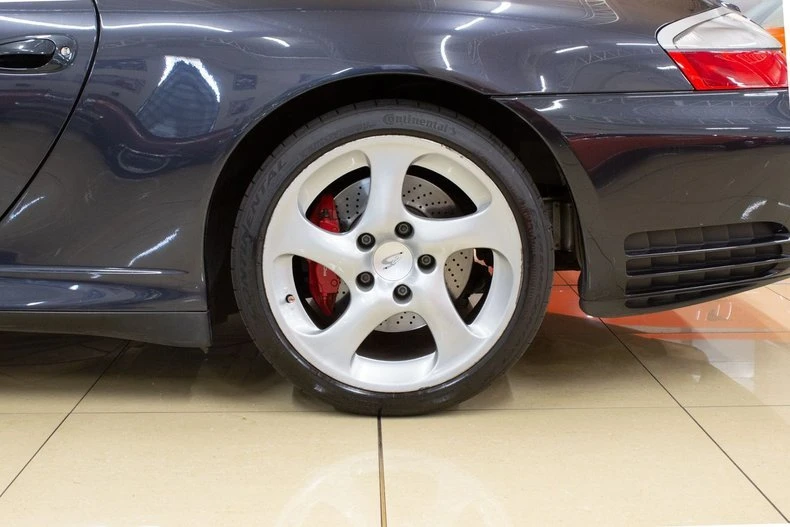 2004 Porsche 996 Carrera 4S - Image 11 of 20