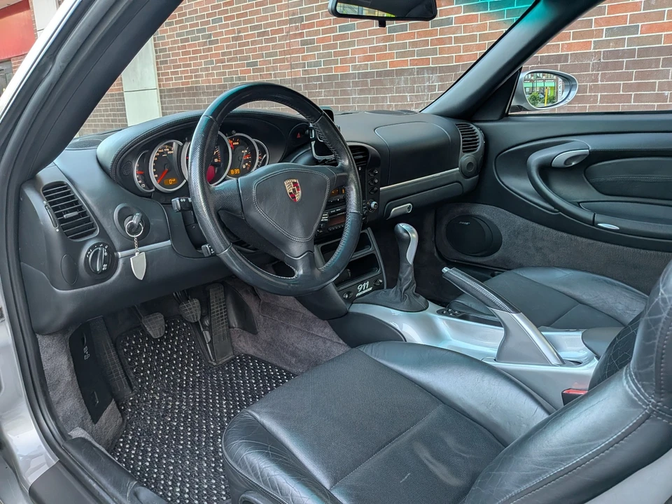 2004 Porsche 996 Carrera - Image 17 of 31