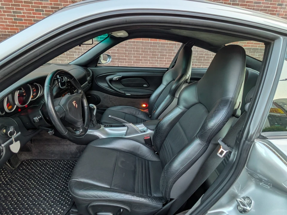 2004 Porsche 996 Carrera - Image 18 of 31