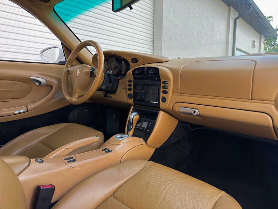 2004 Porsche 996 Carrera - Image 26 of 31