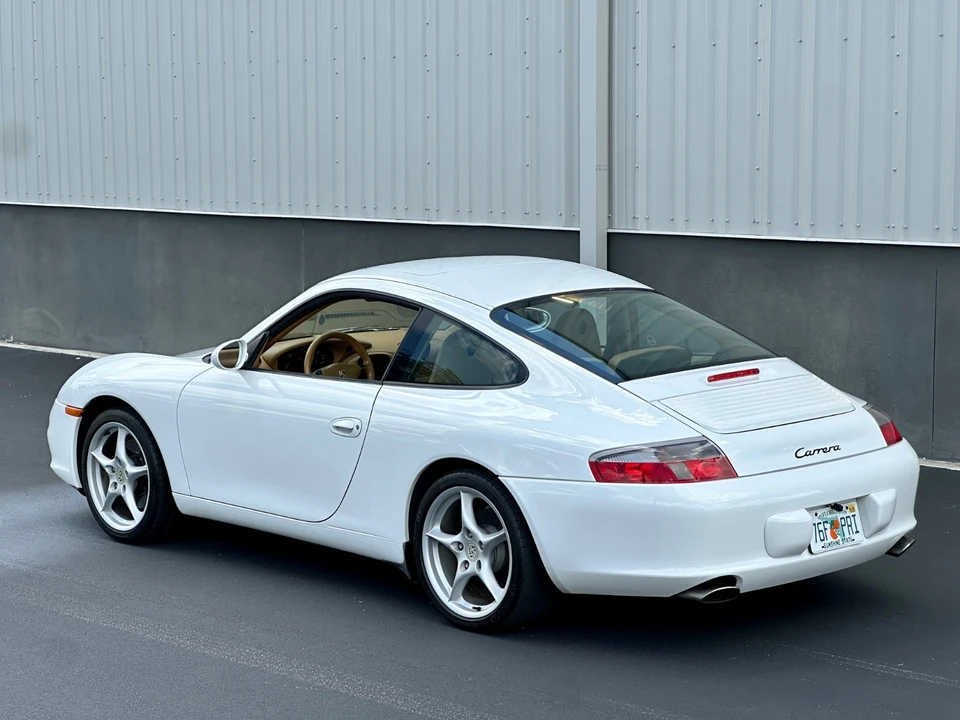 2004 Porsche 996 Carrera - Image 5 of 31