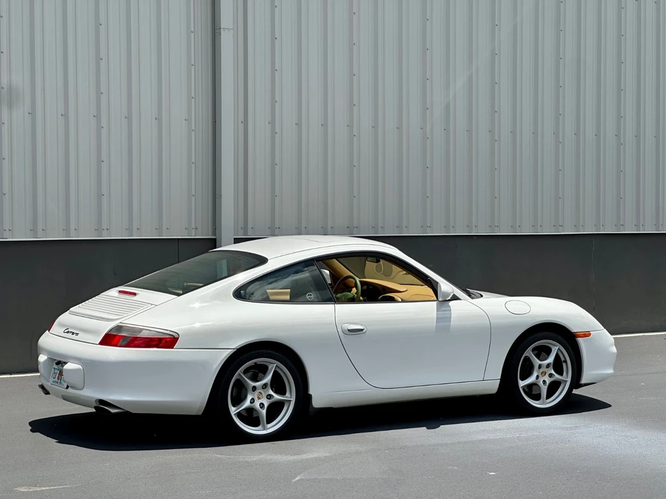2004 Porsche 996 Carrera - Image 10 of 31