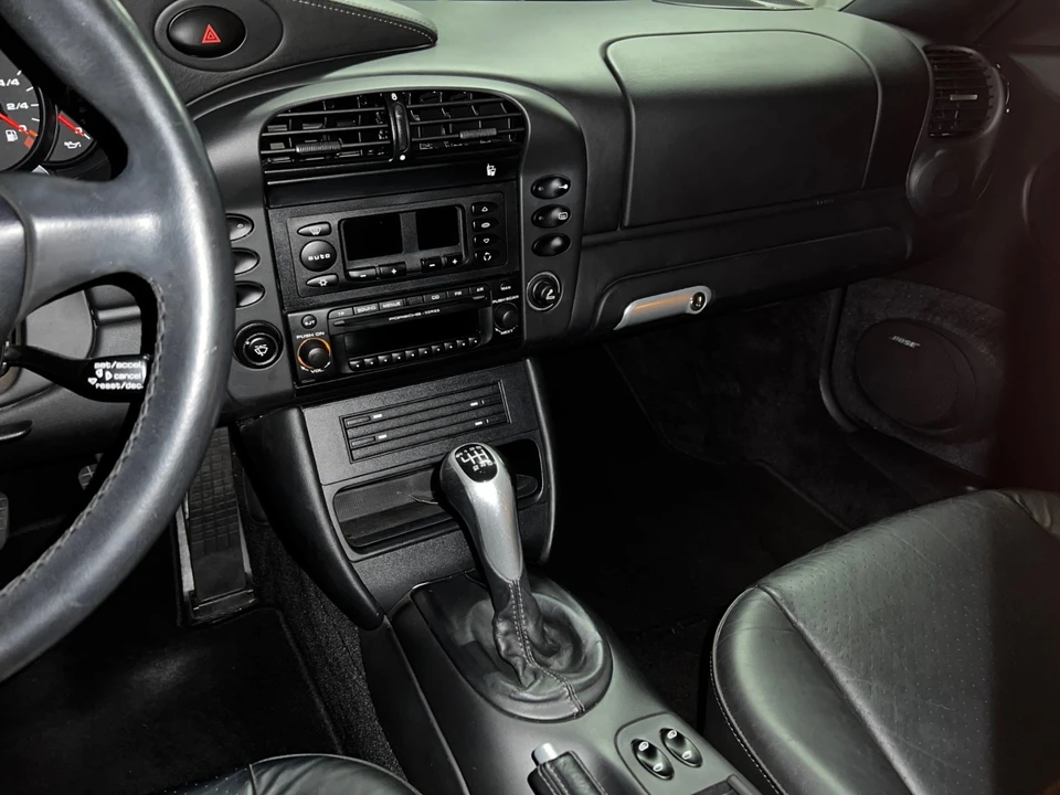 2004 Porsche 996 Carrera - Image 27 of 31