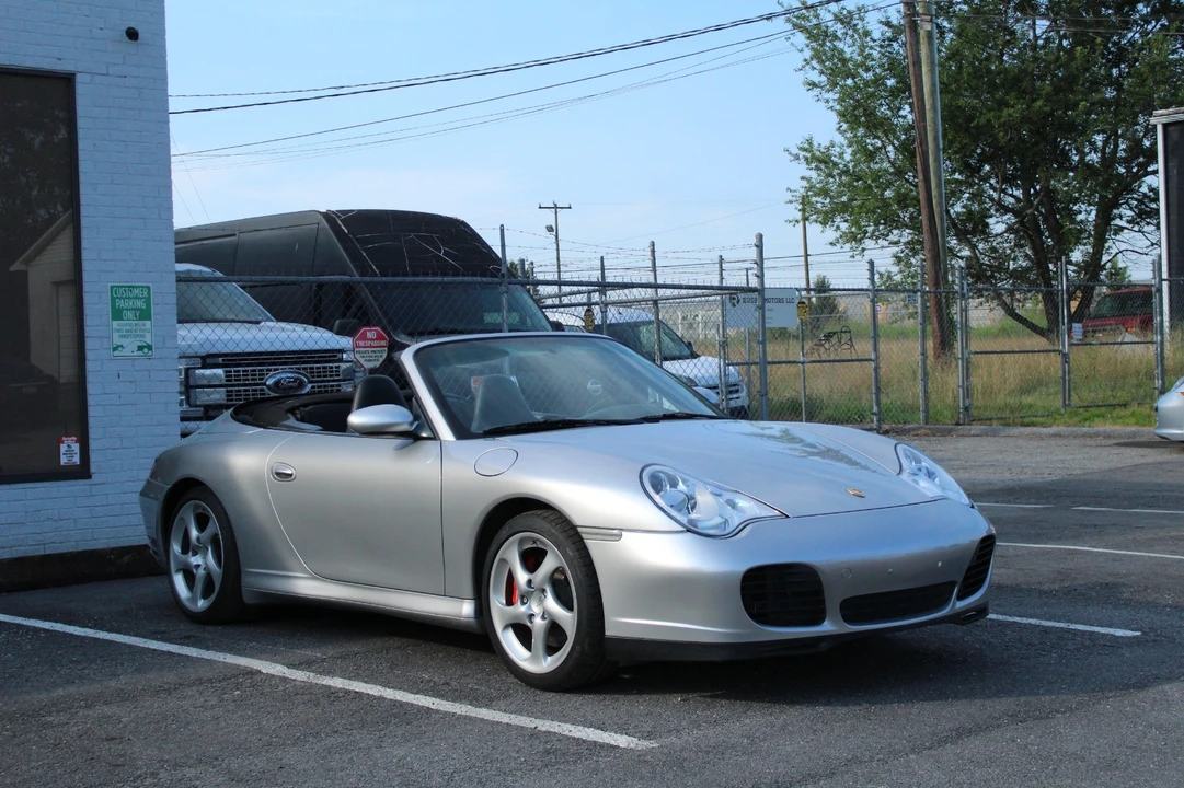 2004 Porsche 996 Carrera - Image 26 of 31