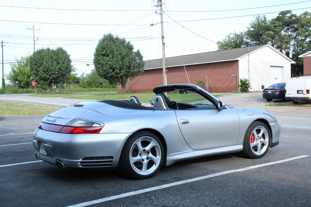 2004 Porsche 996 Carrera - Image 24 of 31