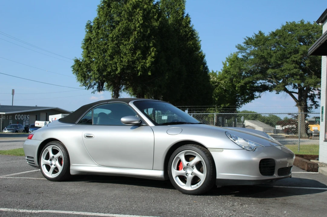 2004 Porsche 996 Carrera - Image 9 of 31