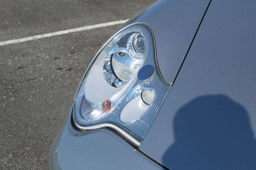2004 Porsche 996 Carrera - Image 8 of 31