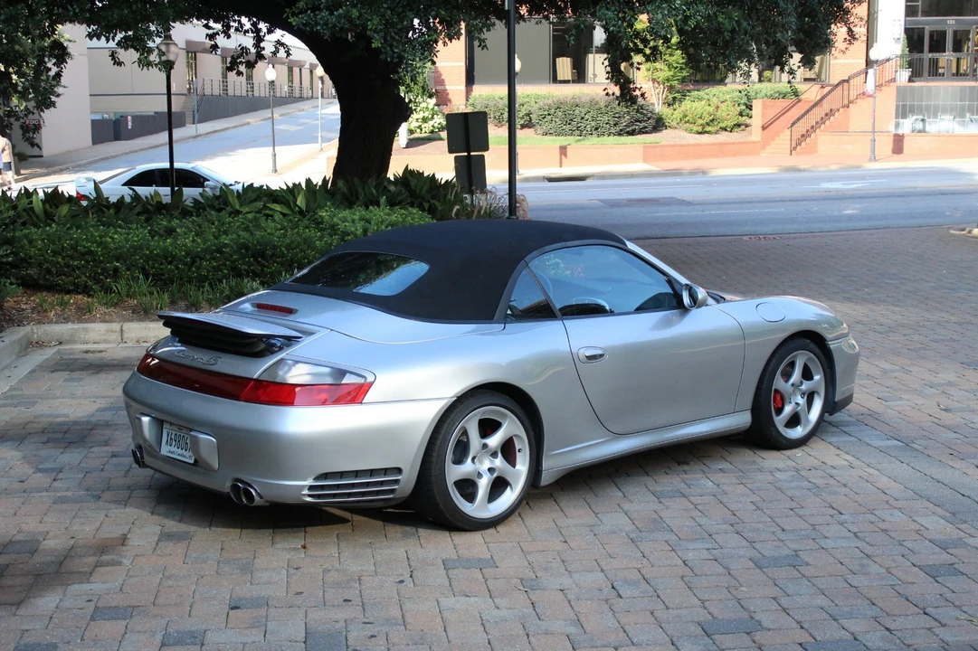 2004 Porsche 996 Carrera - Image 14 of 31