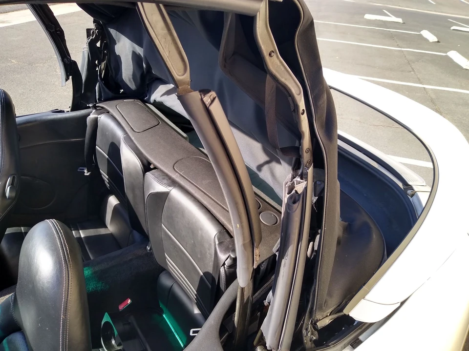 2004 Porsche 996 Carrera - Image 28 of 31