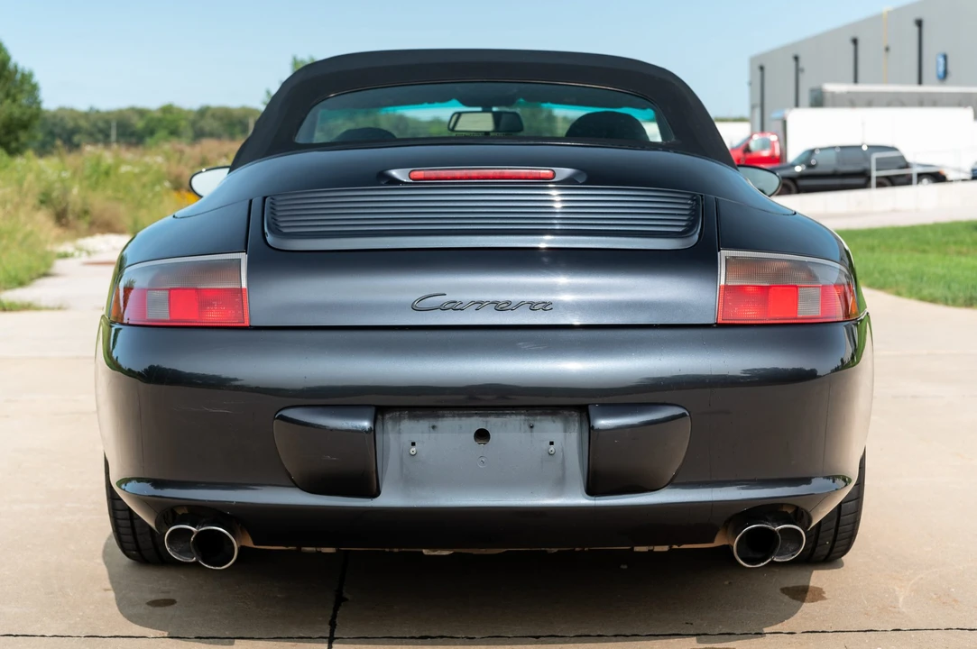 2004 Porsche 996 Carrera - Image 26 of 31