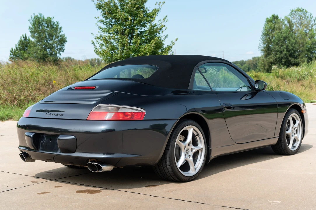2004 Porsche 996 Carrera - Image 29 of 31