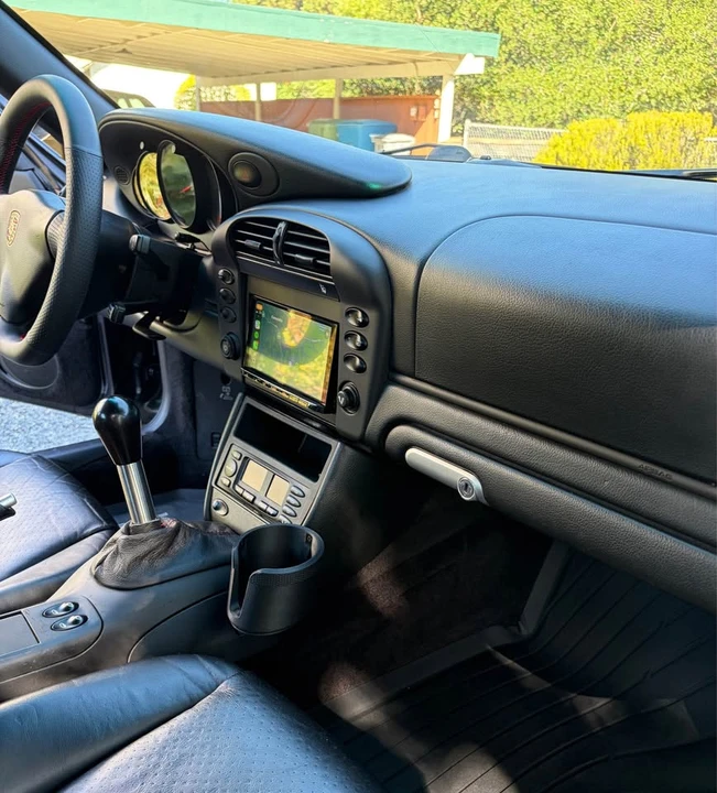2004 Porsche 996 Carrera - Image 6 of 10