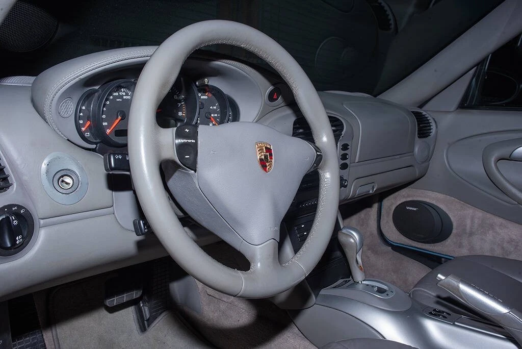 2004 Porsche 996 Carrera - Image 11 of 21