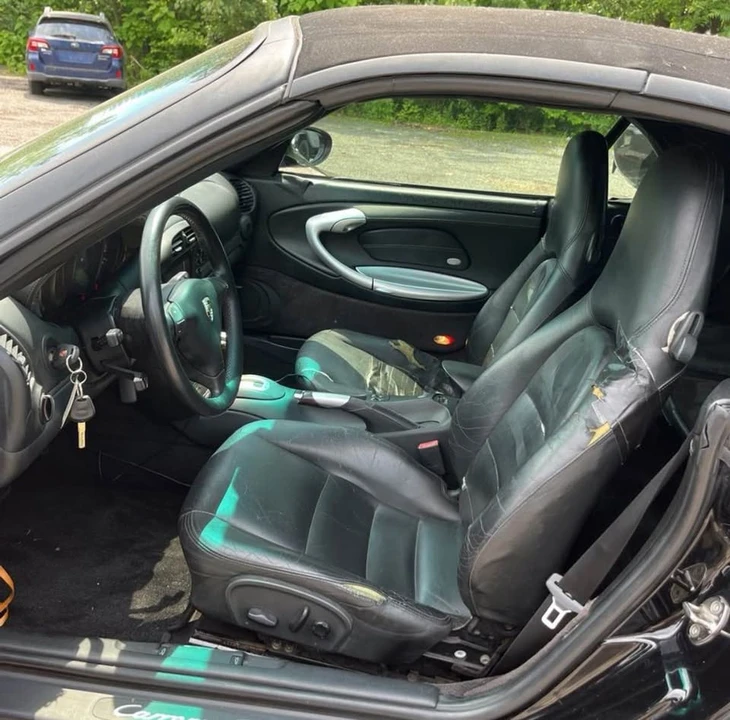 2004 Porsche 996 Carrera 4 - Image 8 of 11
