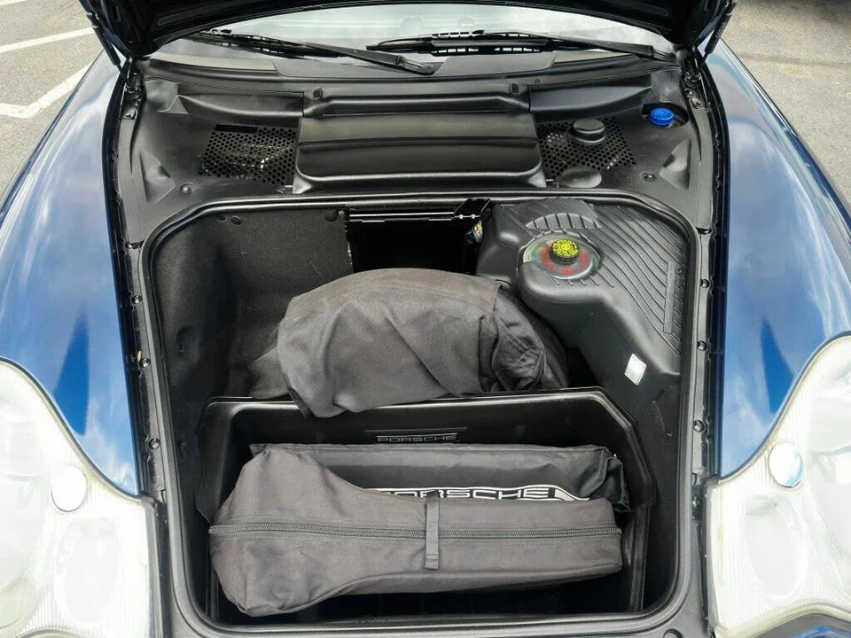 2004 Porsche 996 Carrera 4 - Image 17 of 31