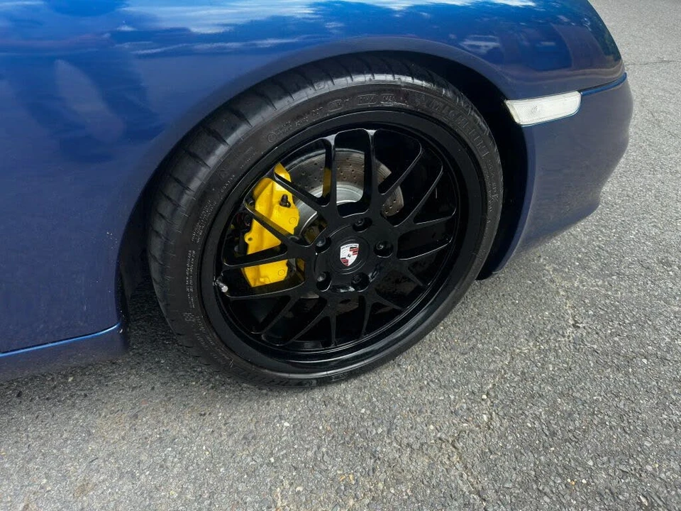 2004 Porsche 996 Carrera 4 - Image 11 of 31