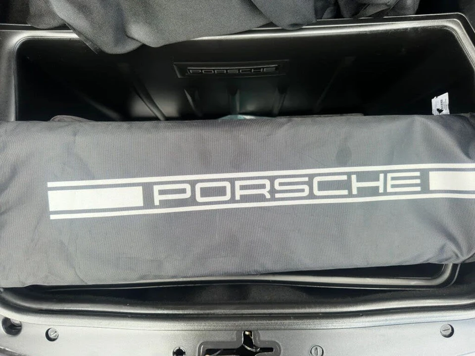 2004 Porsche 996 Carrera 4 - Image 20 of 31