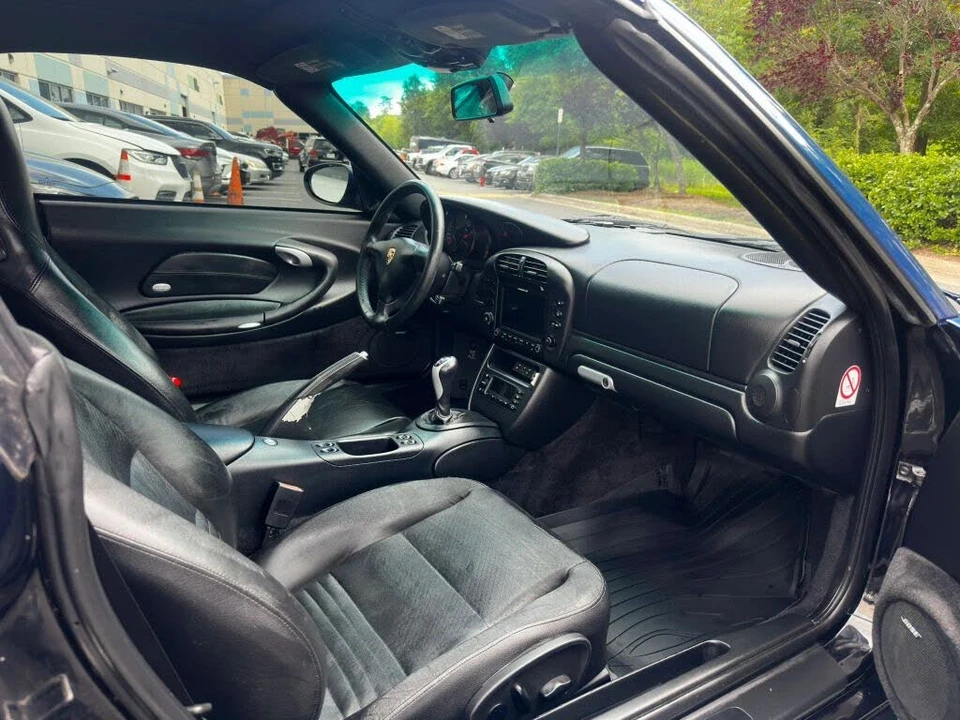 2004 Porsche 996 Carrera 4 - Image 22 of 31