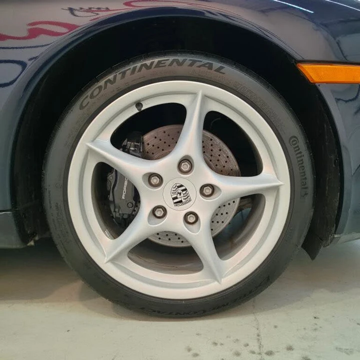 2004 Porsche 996 Carrera 4 - Image 16 of 31