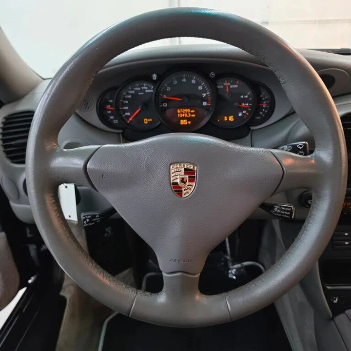 2004 Porsche 996 Carrera 4 - Image 27 of 31