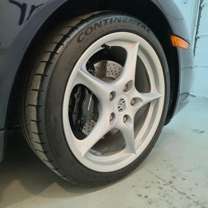 2004 Porsche 996 Carrera 4 - Image 18 of 31