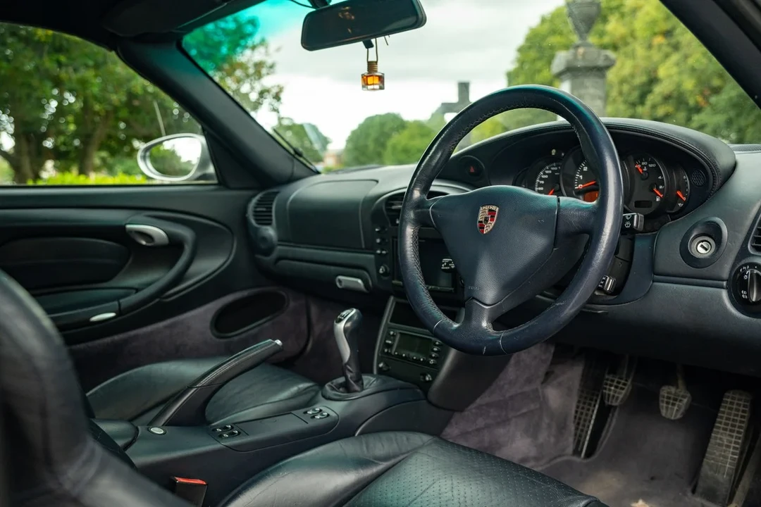 2004 Porsche 996 Carrera 4 - Image 5 of 30