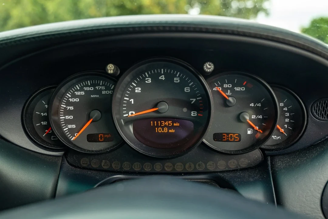2004 Porsche 996 Carrera 4 - Image 4 of 30