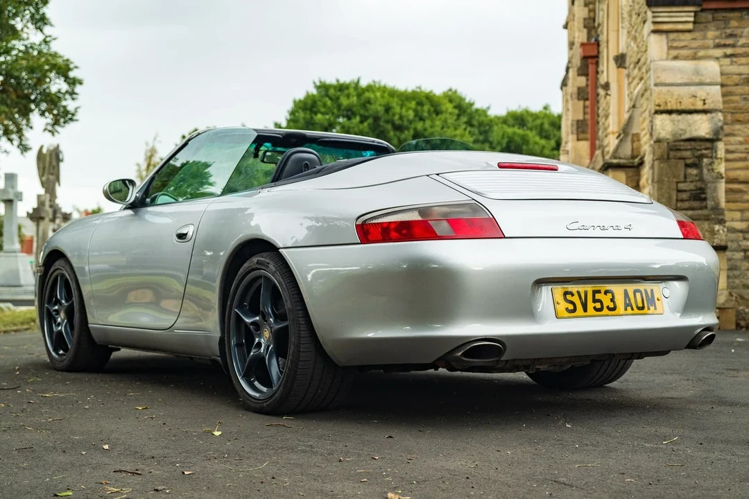 2004 Porsche 996 Carrera 4 - Image 21 of 30