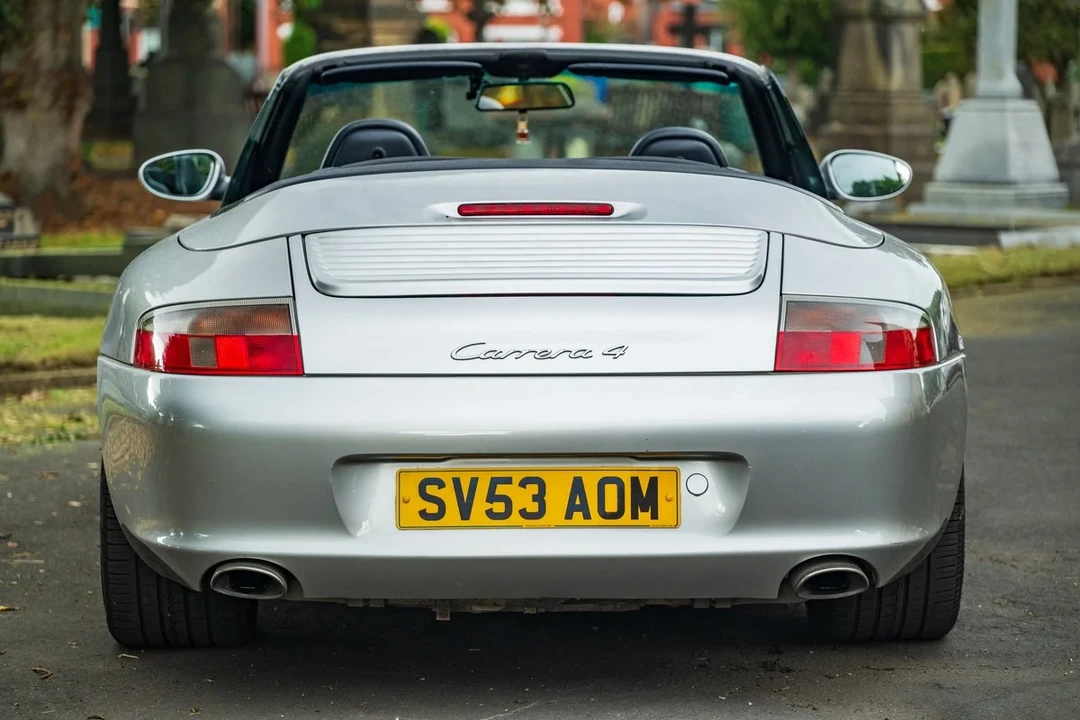 2004 Porsche 996 Carrera 4 - Image 23 of 30