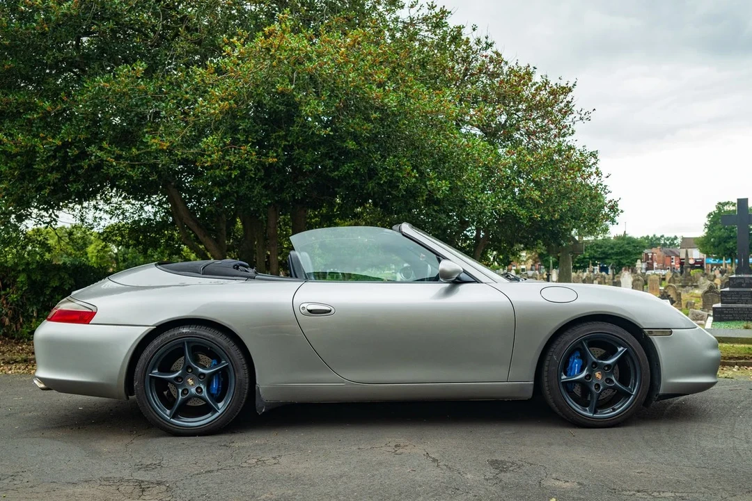 2004 Porsche 996 Carrera 4 - Image 29 of 30