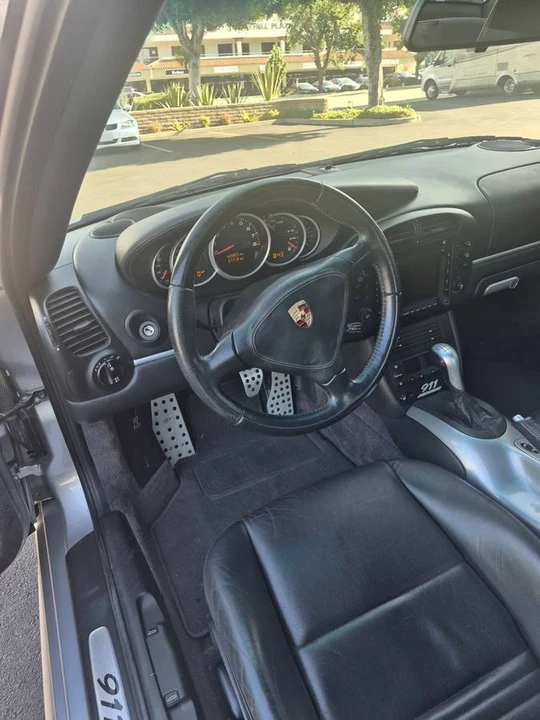 2004 Porsche 996 Carrera - Image 10 of 24