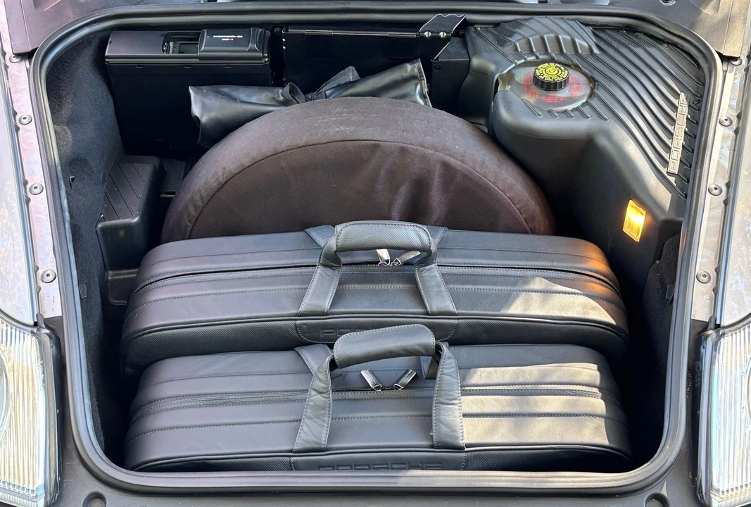2004 Porsche 996 Carrera - Image 10 of 31