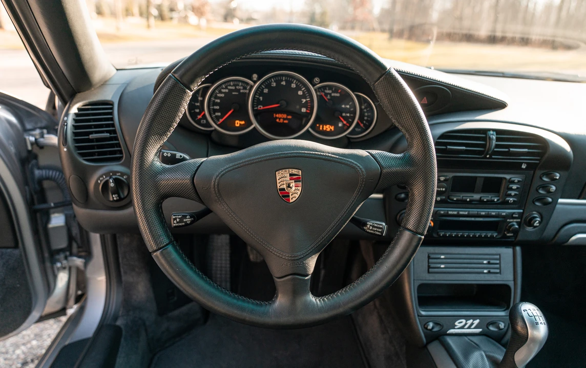 2004 Porsche 996 Carrera - Image 22 of 31