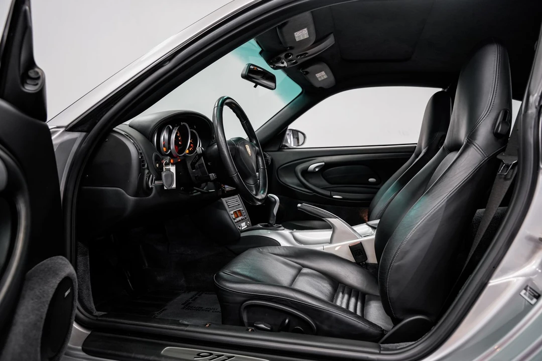 2004 Porsche 996 Carrera - Image 19 of 31