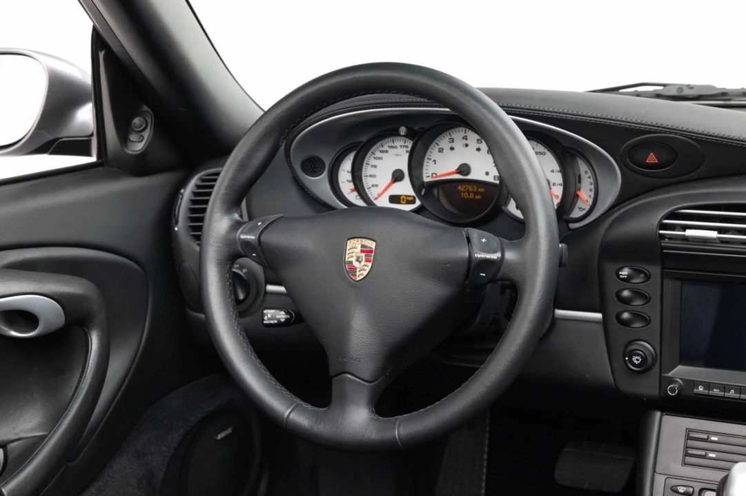 2004 Porsche 996 Carrera 4S - Image 10 of 31
