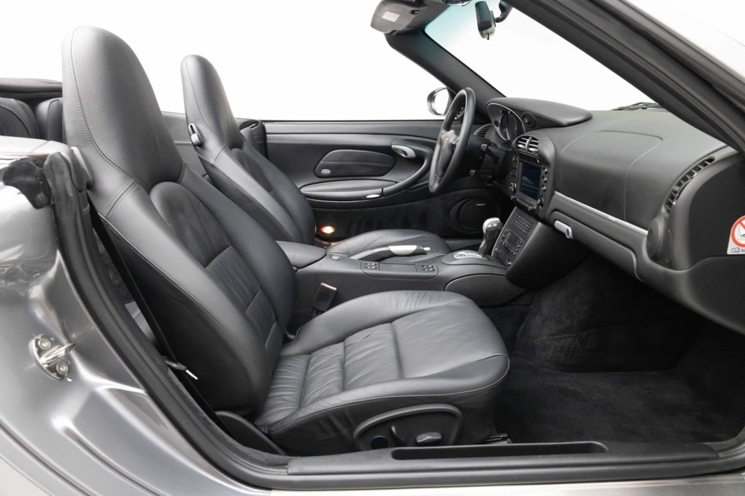 2004 Porsche 996 Carrera 4S - Image 14 of 31