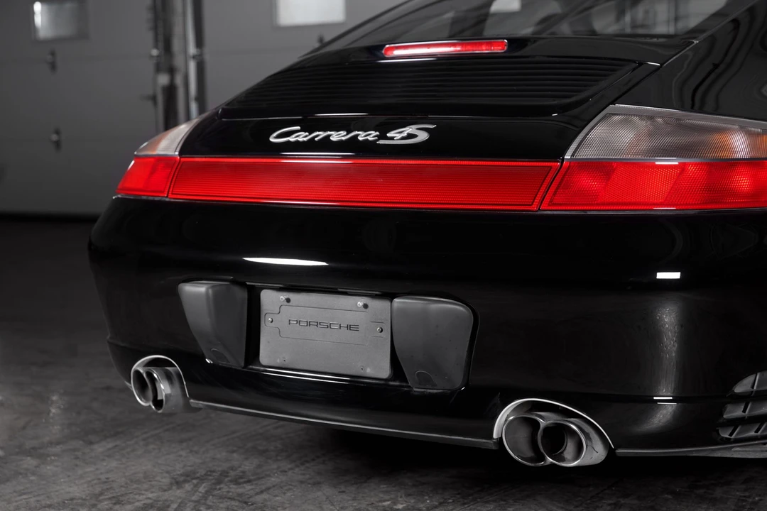 2004 Porsche 996 Carrera 4S - Image 21 of 31