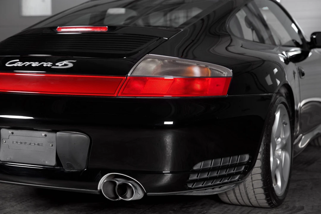 2004 Porsche 996 Carrera 4S - Image 22 of 31