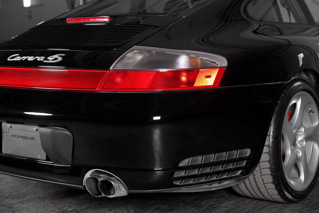 2004 Porsche 996 Carrera 4S - Image 24 of 31