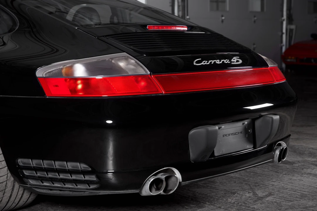 2004 Porsche 996 Carrera 4S - Image 27 of 31